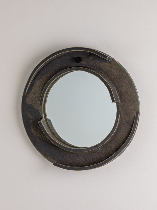 Torin Mirror, Round
