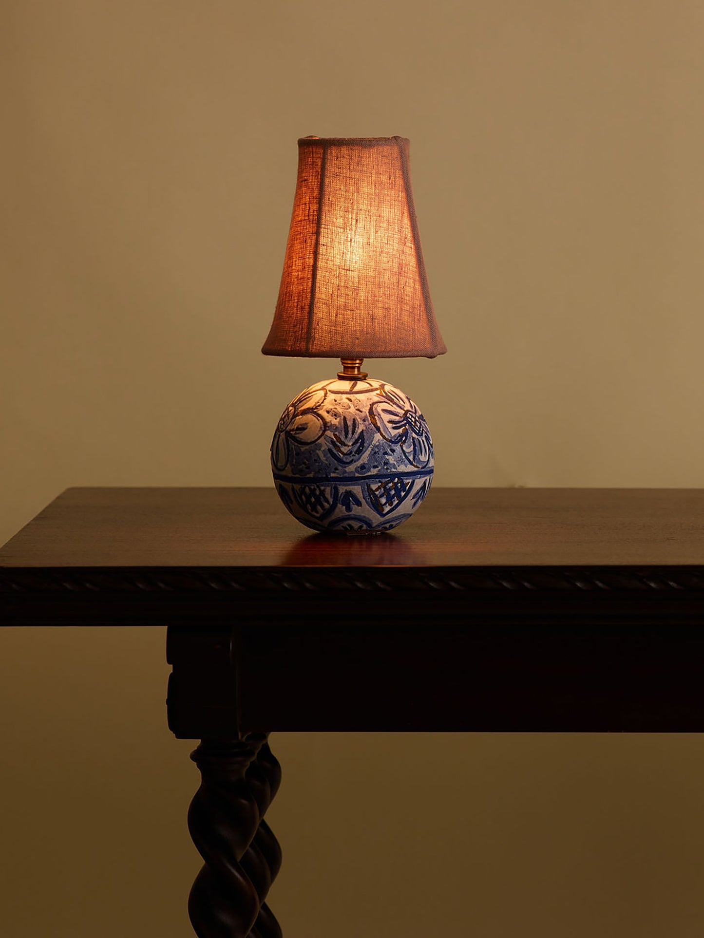 Perla Table Lamp