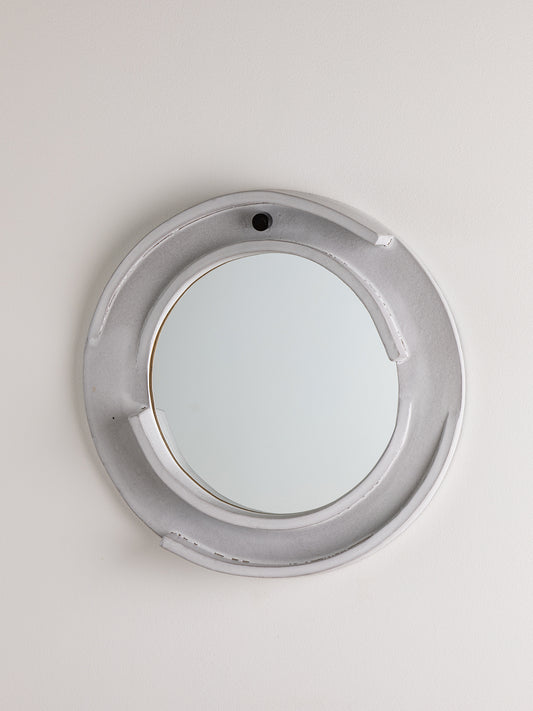 Torin Mirror, Round