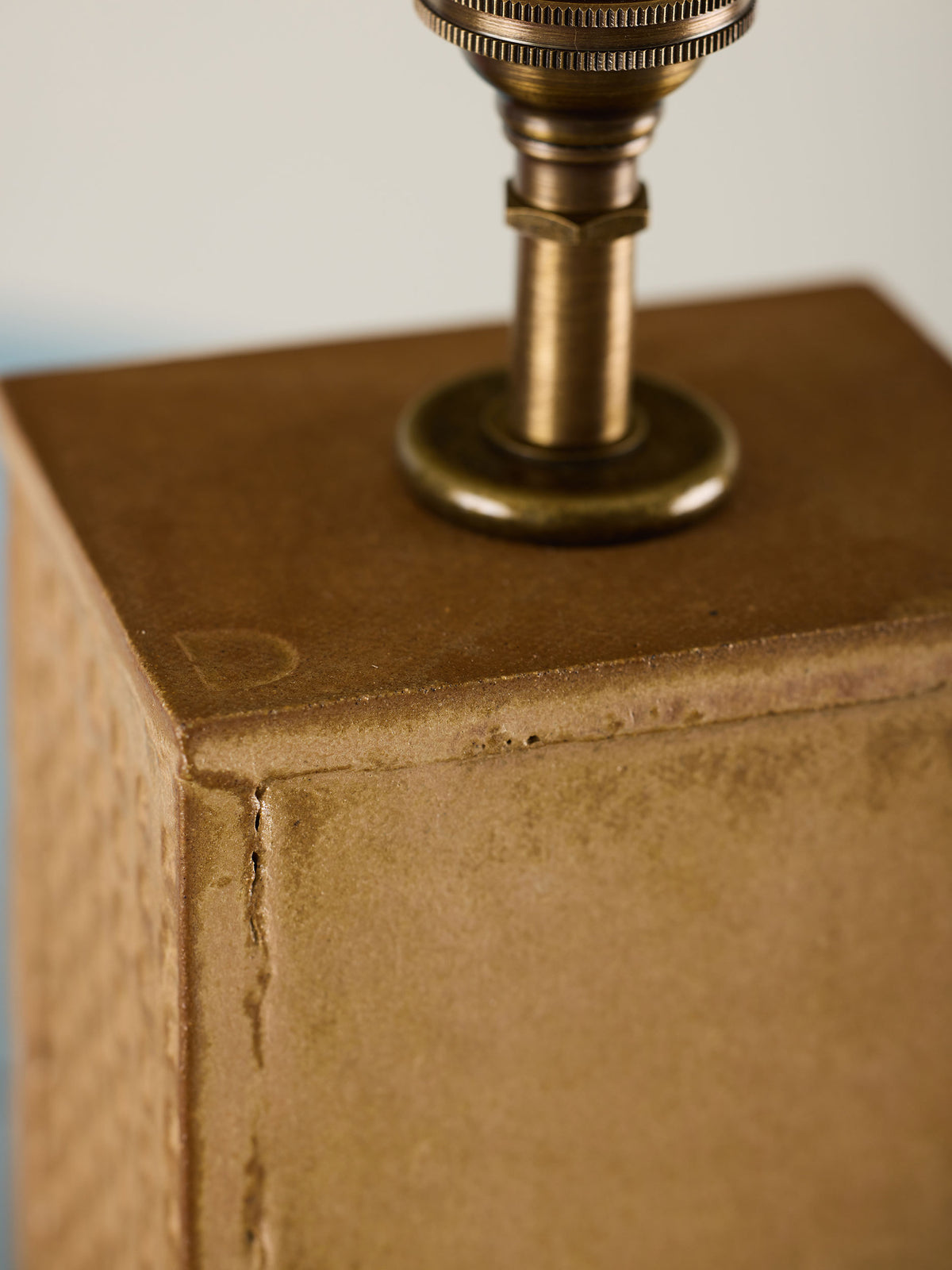 Pattern Table Lamp V
